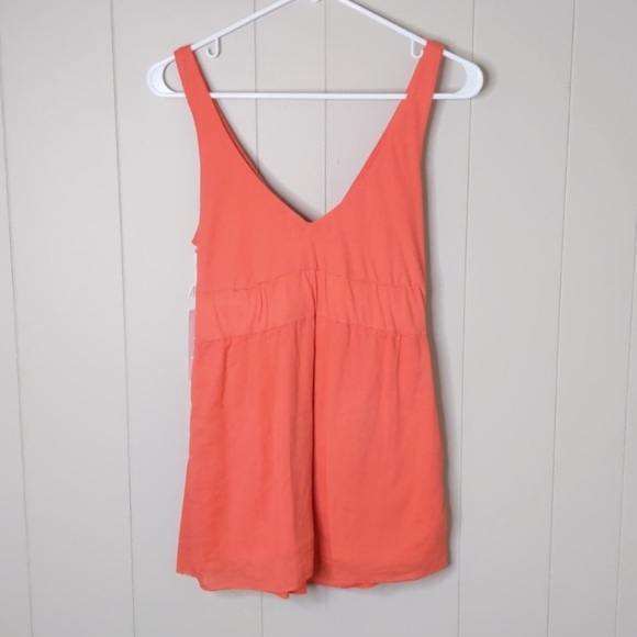 Velvet by Graham and Spencer sleeveless tie front blouse - Picture 6 of 6